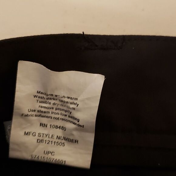 Dockers Tour Men's Navy blue Shorts Pre-owned - Picture 2 of 5